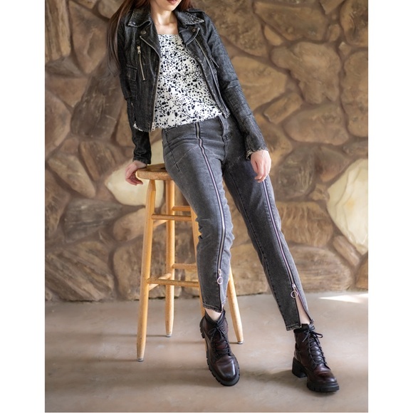 Ralph Lauren Moto Jean Jacket in Distressed Black Denim w/ Zipper Pockets XS - Picture 16 of 16